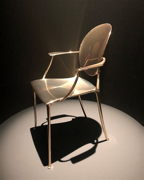 miss Dior chair